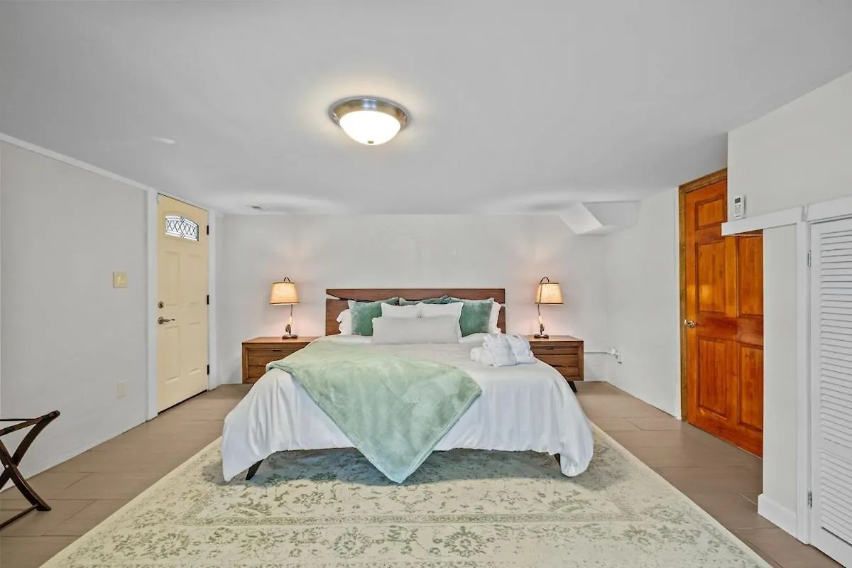 Holiday home Lake Wylie Home With Dock, Beach, And Hot Tub Charlotte United States