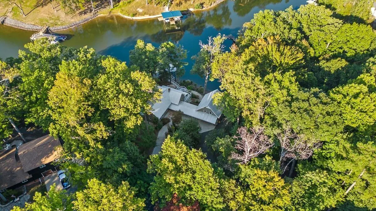 Holiday home Lake Wylie Home With Dock, Beach, And Hot Tub Charlotte